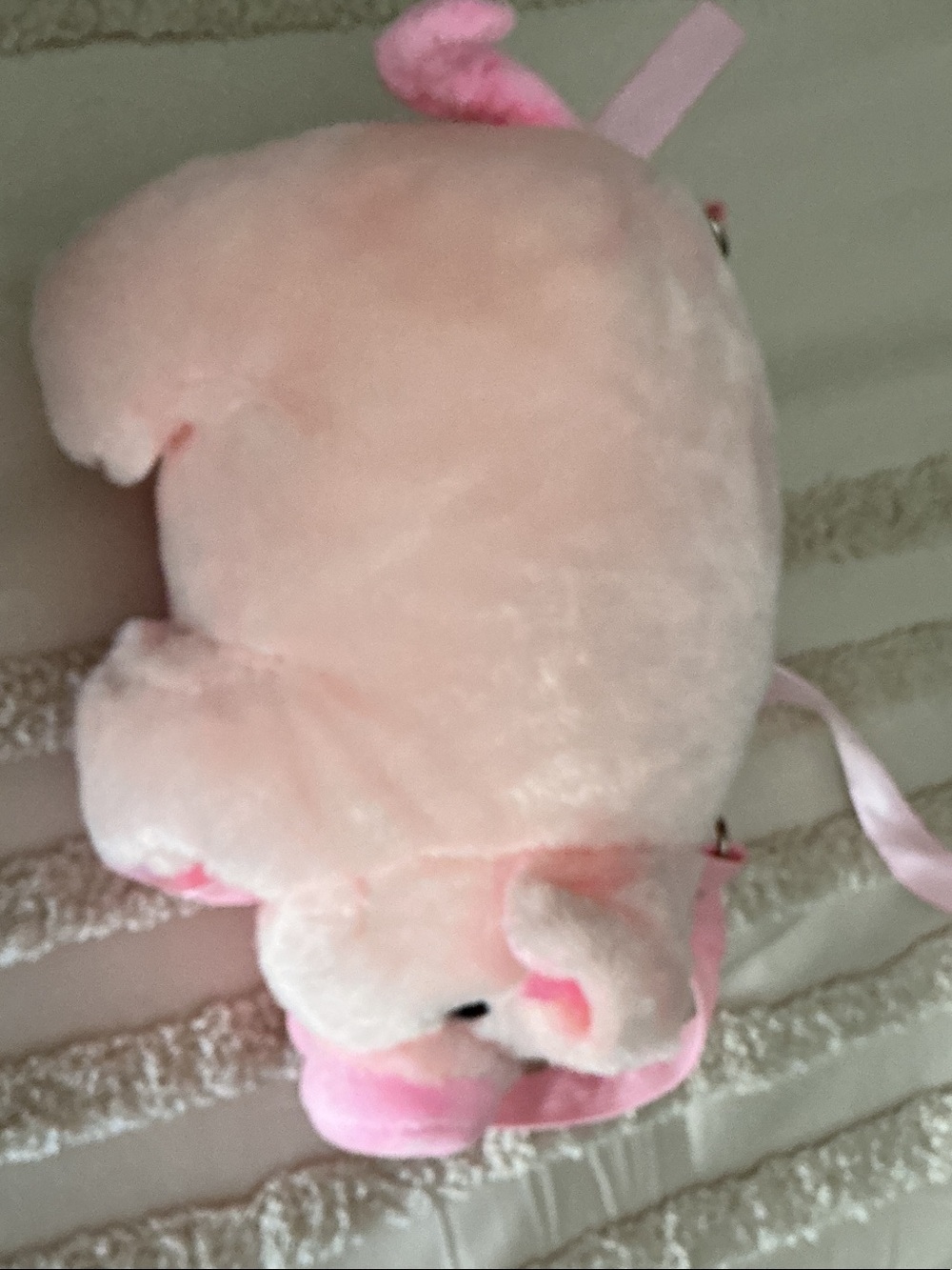 Plush Pink Small Pet Bed with Soft Faux-Fur Comfort handbag for sleepovers …or h
